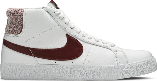 נעלי סניקרס Blazer Mid SB 'Team Red' של המותג נייקי בצבע אָדוֹם עשויות 