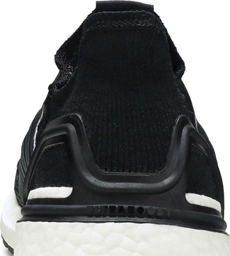 UltraBoost 19 Core Black