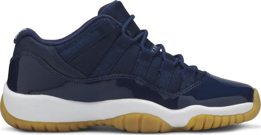 נעלי סניקרס Air Jordan 11 Retro Low GS 'Navy Gum' של המותג נייקי בצבע כְּחוֹל עשויות 