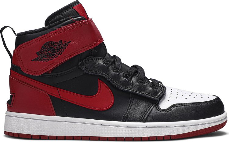 נעלי סניקרס Air Jordan 1 High FlyEase 'Black Toe' של המותג נייקי בצבע אָדוֹם עשויות עוֹר