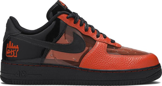 נעלי סניקרס Air Force 1 Low 'Shibuya Halloween' של המותג נייקי בצבע כתום עשויות 