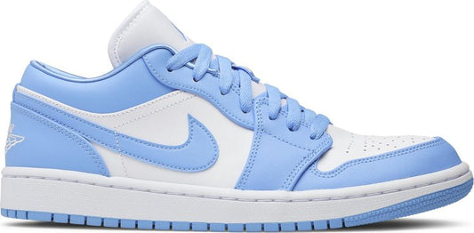 נעלי סניקרס Wmns Air Jordan 1 Low 'UNC' של המותג נייקי בצבע כְּחוֹל עשויות 
