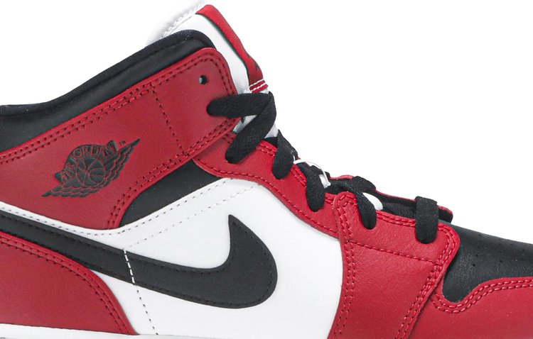 Air Jordan 1 Mid GS 'Chicago Black Toe'