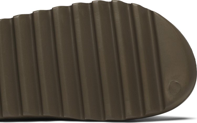 Yeezy Slides 'Earth Brown'