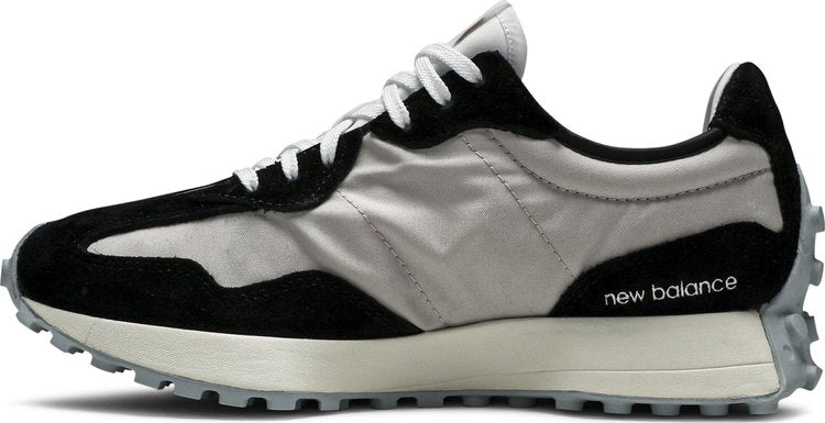 Wmns 327 'Black White'