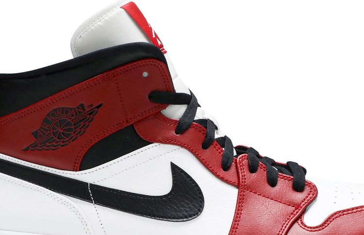 Air Jordan 1 Mid 'Chicago'