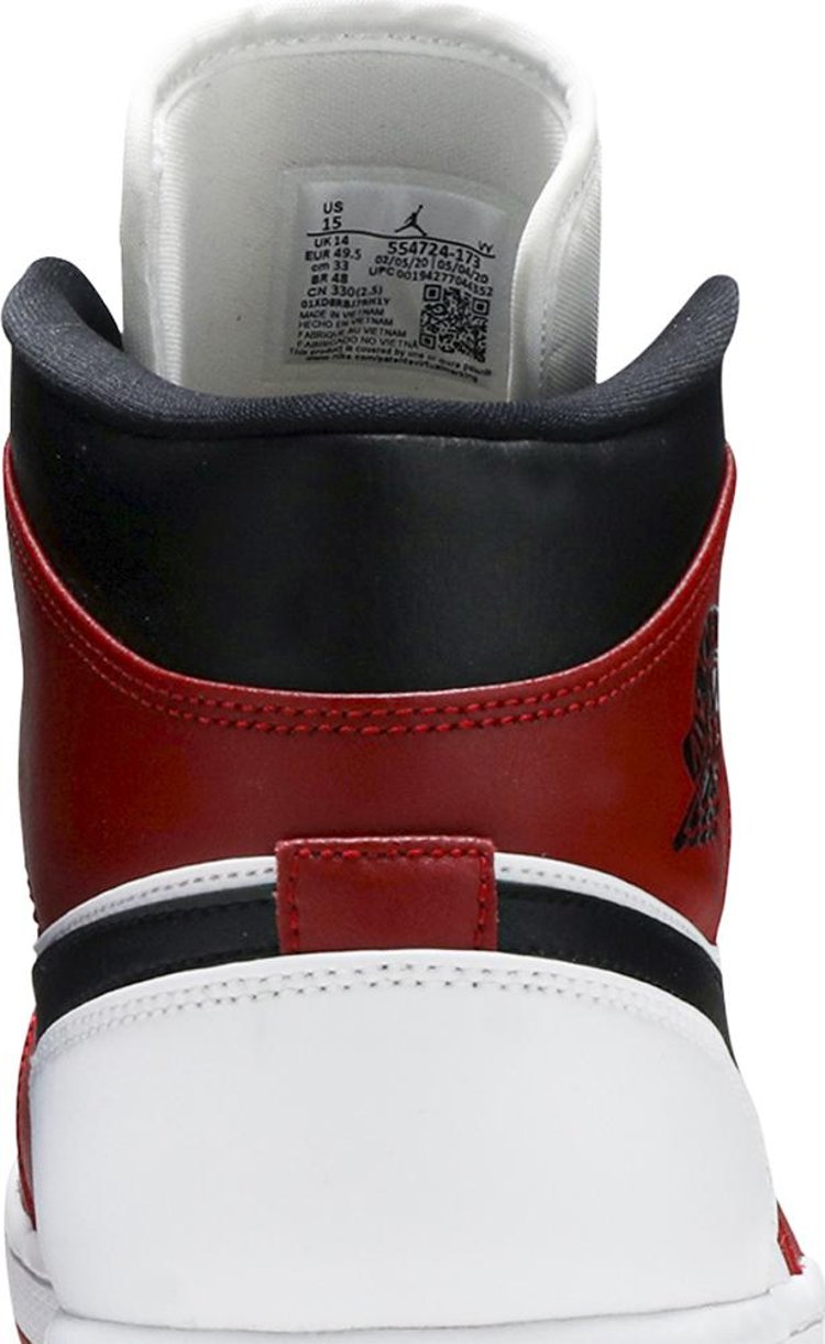 Air Jordan 1 Mid 'Chicago'
