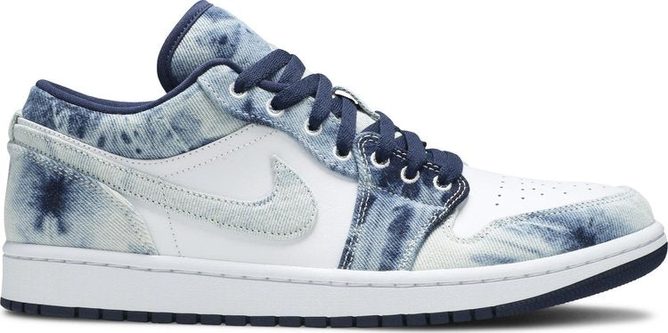 נעלי סניקרס Air Jordan 1 Low SE 'Washed Denim' של המותג נייקי בצבע כְּחוֹל עשויות עוֹר