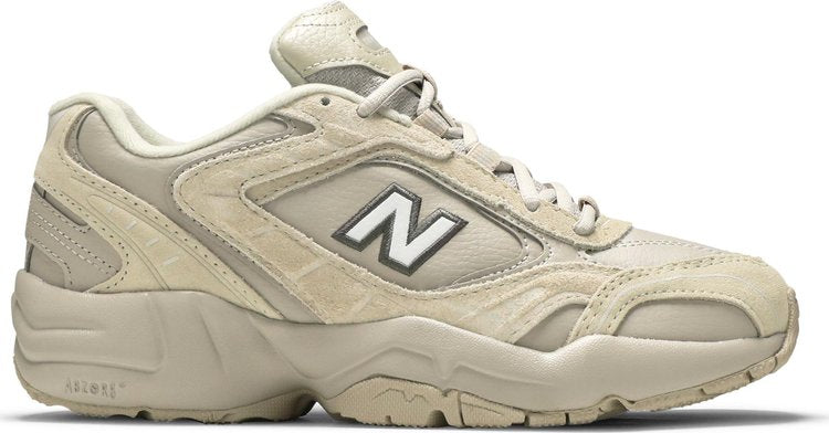 נעלי סניקרס Wmns 452 'Beige' של המותג ניו באלאנס בצבע חום עשויות עוֹר