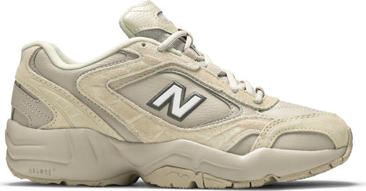נעלי סניקרס Wmns 452 'Beige' של המותג ניו באלאנס בצבע חום עשויות עוֹר