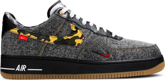 נעלי סניקרס Air Force 1 Low 'Camo Denim Remix' של המותג נייקי בצבע שָׁחוֹר עשויות 