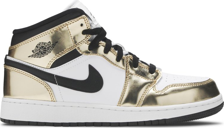 נעלי סניקרס Air Jordan 1 Mid SE GS 'Metallic Gold' של המותג נייקי בצבע זהב עשויות 