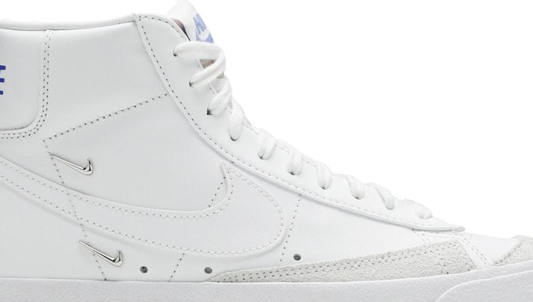 Wmns Blazer Mid '77 SE 'Sisterhood - כסף מתכתי לבן'