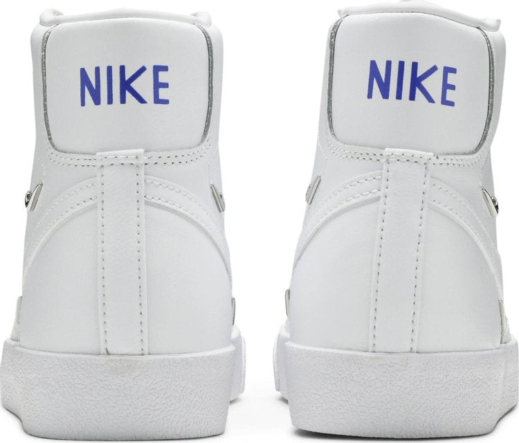 Wmns Blazer Mid '77 SE 'Sisterhood - כסף מתכתי לבן'