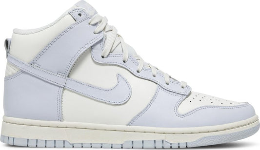 נעלי סניקרס Wmns Dunk High 'Football Grey' של המותג נייקי בצבע אפור עשויות עוֹר