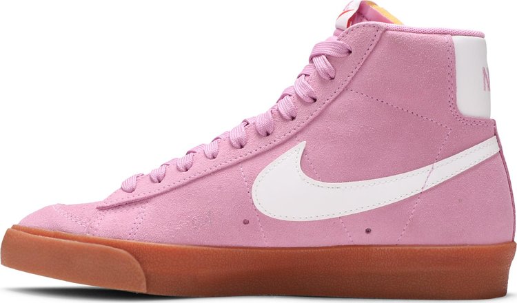 Wmns Blazer Mid '77 'Beyond Pink'