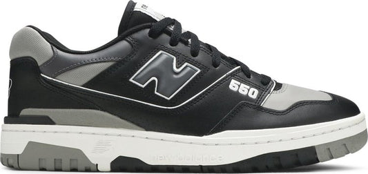 נעלי סניקרס 550 'Grey Black' של המותג ניו באלאנס בצבע אפור עשויות עוֹר