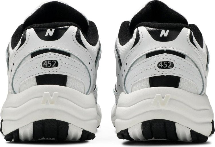 Wmns 452 'White Black'