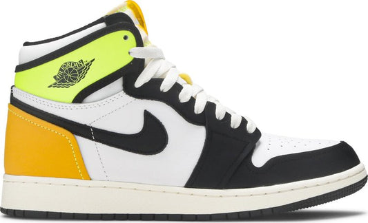 נעלי סניקרס Air Jordan 1 Retro High OG GS 'Volt Gold' של המותג נייקי בצבע זהב עשויות עוֹר