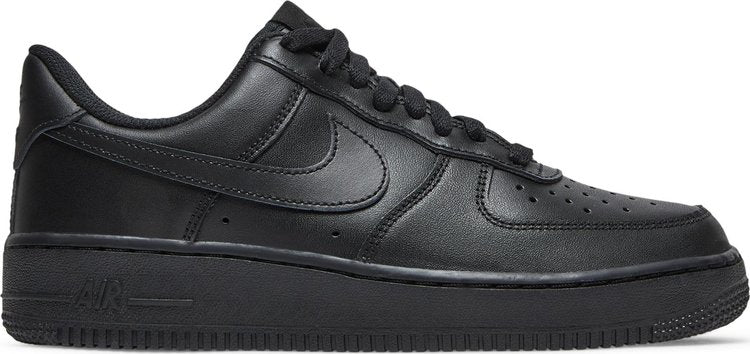 נעלי סניקרס Wmns Air Force 1 '07 'Triple Black' של המותג נייקי בצבע שָׁחוֹר עשויות עוֹר