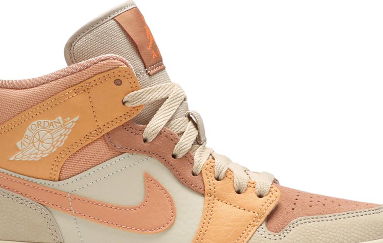 Wmns Air Jordan 1 Mid 'Apricot'