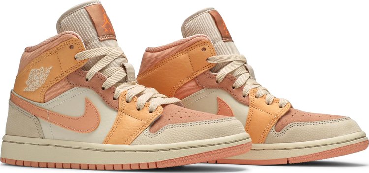 Wmns Air Jordan 1 Mid 'Apricot'