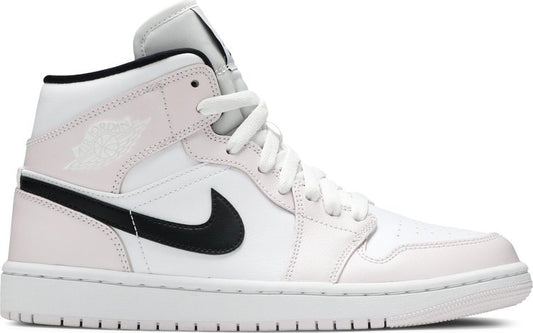 נעלי סניקרס Wmns Air Jordan 1 Mid 'Barely Rose' של המותג נייקי בצבע וָרוֹד עשויות 