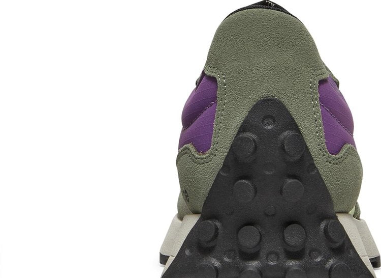 327 'Sour Grape Bleached Lime Glow'