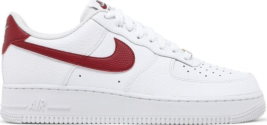 נעלי סניקרס Air Force 1 Low 'White Team Red' של המותג נייקי בצבע לבן עשויות עוֹר