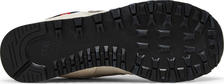 574 'Beige Red Blue'