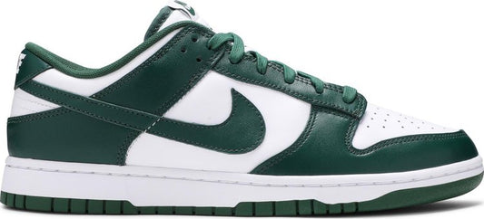 נעלי סניקרס Dunk Low 'Michigan State' של המותג נייקי בצבע ירוק עשויות עוֹר