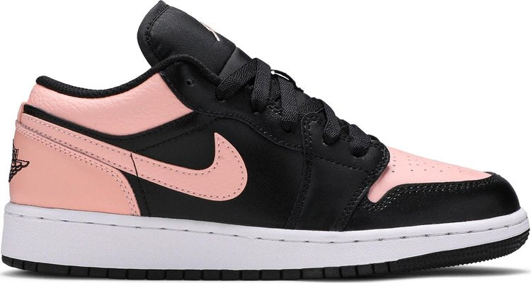 נעלי סניקרס Air Jordan 1 Low GS 'Crimson Tint' של המותג נייקי בצבע וָרוֹד עשויות 
