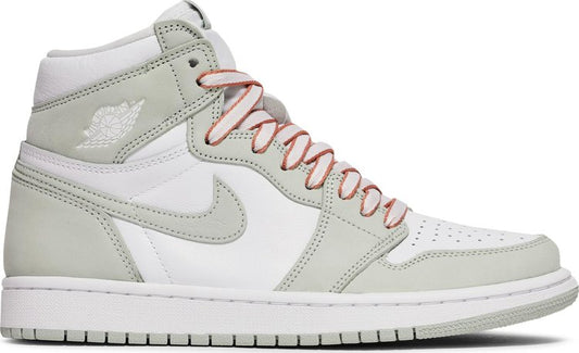 נעלי סניקרס Wmns Air Jordan 1 Retro High OG 'Seafoam' של המותג נייקי בצבע ירוק עשויות עוֹר