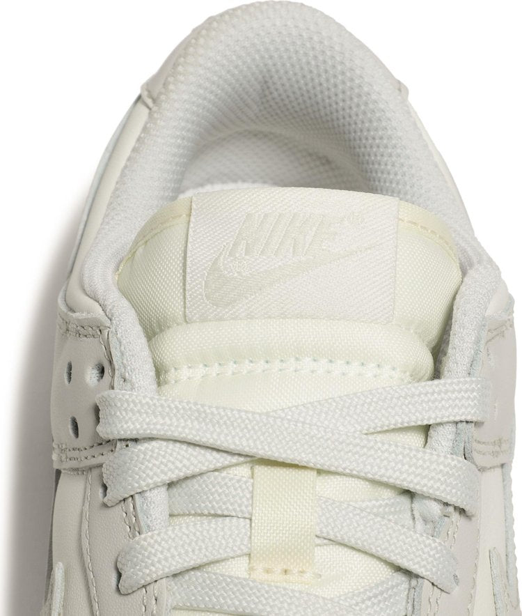 Wmns Dunk Low 'Light Bone'