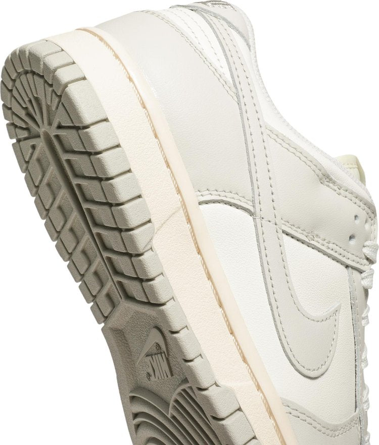 Wmns Dunk Low 'Light Bone'