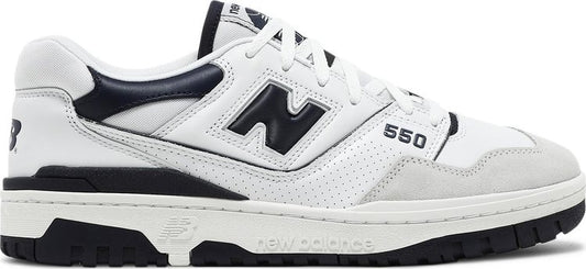 נעלי סניקרס 550 'White Navy' של המותג ניו באלאנס בצבע לבן עשויות עוֹר