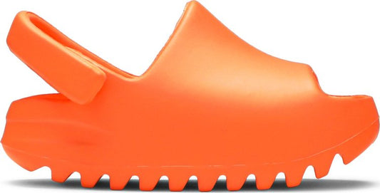 נעלי סניקרס Yeezy Slides Infants 'Enflame Orange' של המותג אדידס בצבע כתום עשויות קצף מסוג EVA (פולימר)