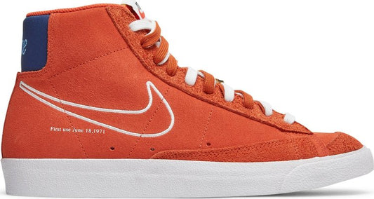 נעלי סניקרס Blazer Mid '77 'First Use - Orange' של המותג נייקי בצבע כתום עשויות עור (זמש)