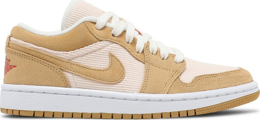 נעלי סניקרס Wmns Air Jordan 1 Low SE 'Twine' של המותג נייקי בצבע שָׁזוּף עשויות בד קורדרוי