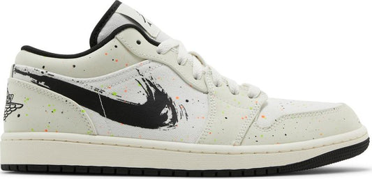 נעלי סניקרס Air Jordan 1 Low 'Brushstroke Swoosh - Paint Splatter' של המותג נייקי בצבע לבן עשויות סינתטי