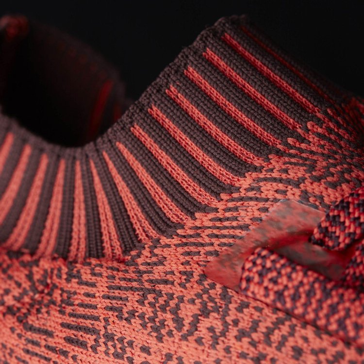 UltraBoost Uncaged 'Tactile Red'