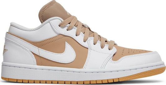 נעלי סניקרס Air Jordan 1 Low 'Hemp White' של המותג נייקי בצבע לבן עשויות עוֹר