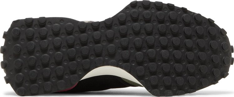 327 'Black Pink Green'