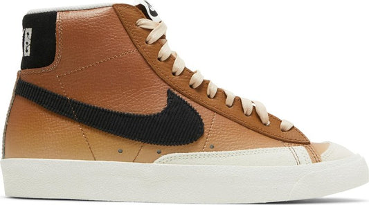 נעלי סניקרס Wmns Blazer Mid '77 SE 'Ale Brown' של המותג נייקי בצבע חום עשויות עוֹר