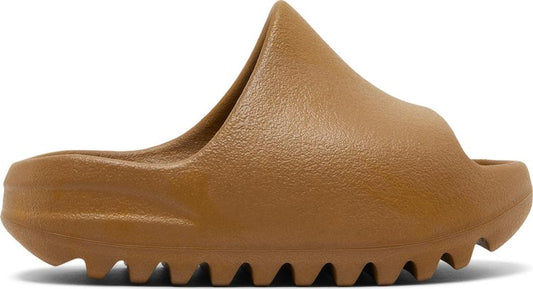 נעלי סניקרס Yeezy Slide Kids 'Ochre' של המותג אדידס בצבע חום עשויות קצף מסוג EVA (פולימר)