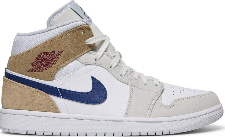 נעלי סניקרס Air Jordan 1 Mid 'White Khaki Blue Void' של המותג נייקי בצבע לבן עשויות עוֹר