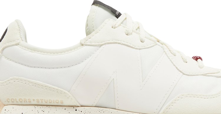 ColorsxStudios x 327 'Snow White Rumba Red'