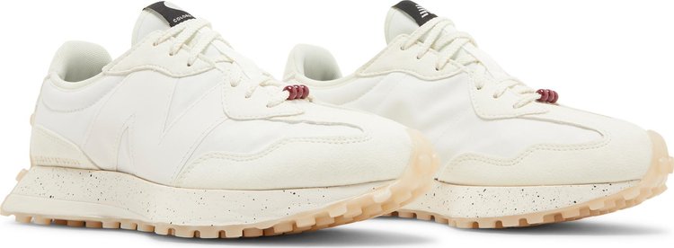 ColorsxStudios x 327 'Snow White Rumba Red'