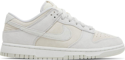 נעלי סניקרס Dunk Low Premium 'Vast Grey' של המותג נייקי בצבע אפור עשויות עור (זמש)