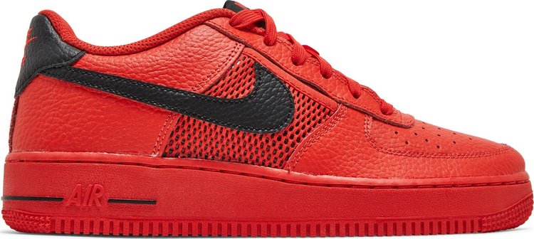 נעלי סניקרס Air Force 1 LV8 GS 'Mesh Pocket - Habanero Red' של המותג נייקי בצבע אָדוֹם עשויות עוֹר